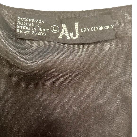 'AJ' India Vintage Silver Sequin/Black Silk Rayon Vest Women's Size Large - Picture 2 of 10